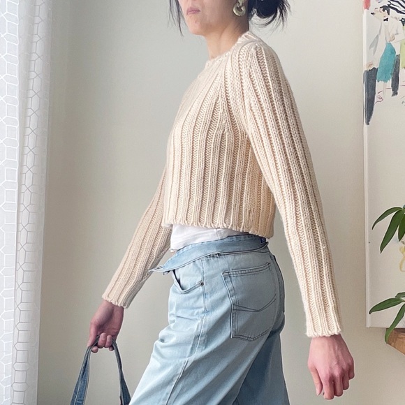 Ganni wool/alpaca blend chunky knit cropped sweater - Picture 2 of 10